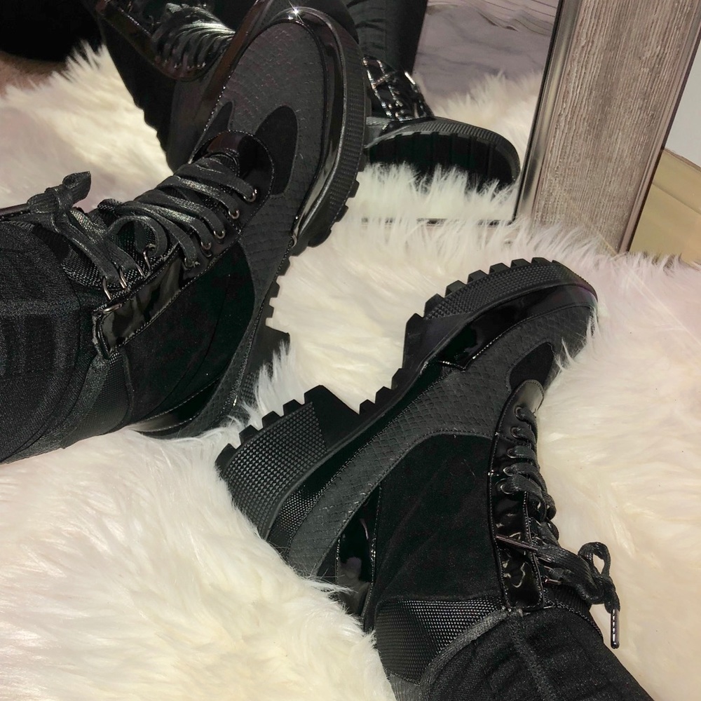 Black Commander Boots